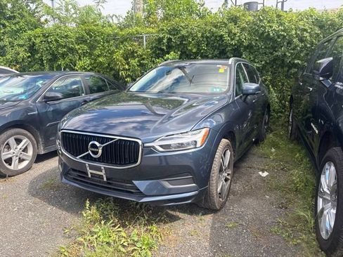 Used 2020 Volvo XC60 T6 Momentum w/ Protection Package Premier AWD/4WD image 1