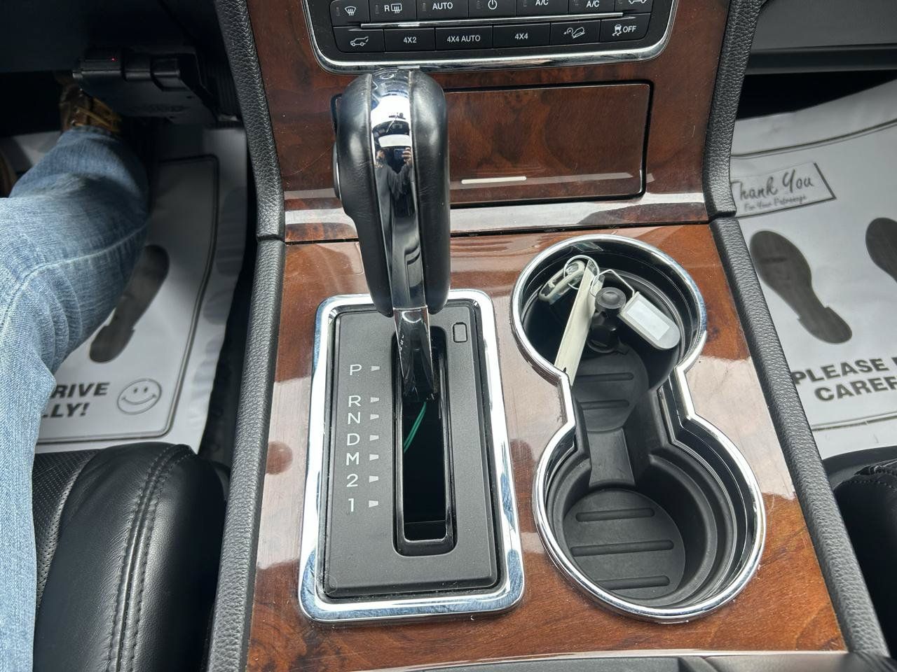 Used 2016 Lincoln Navigator L Select AWD/4WD image 28