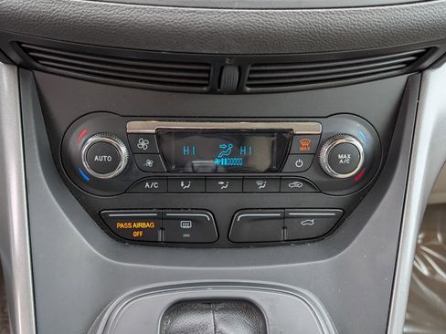 Used 2015 Ford Escape SE w/ Equipment Group 201A image 25