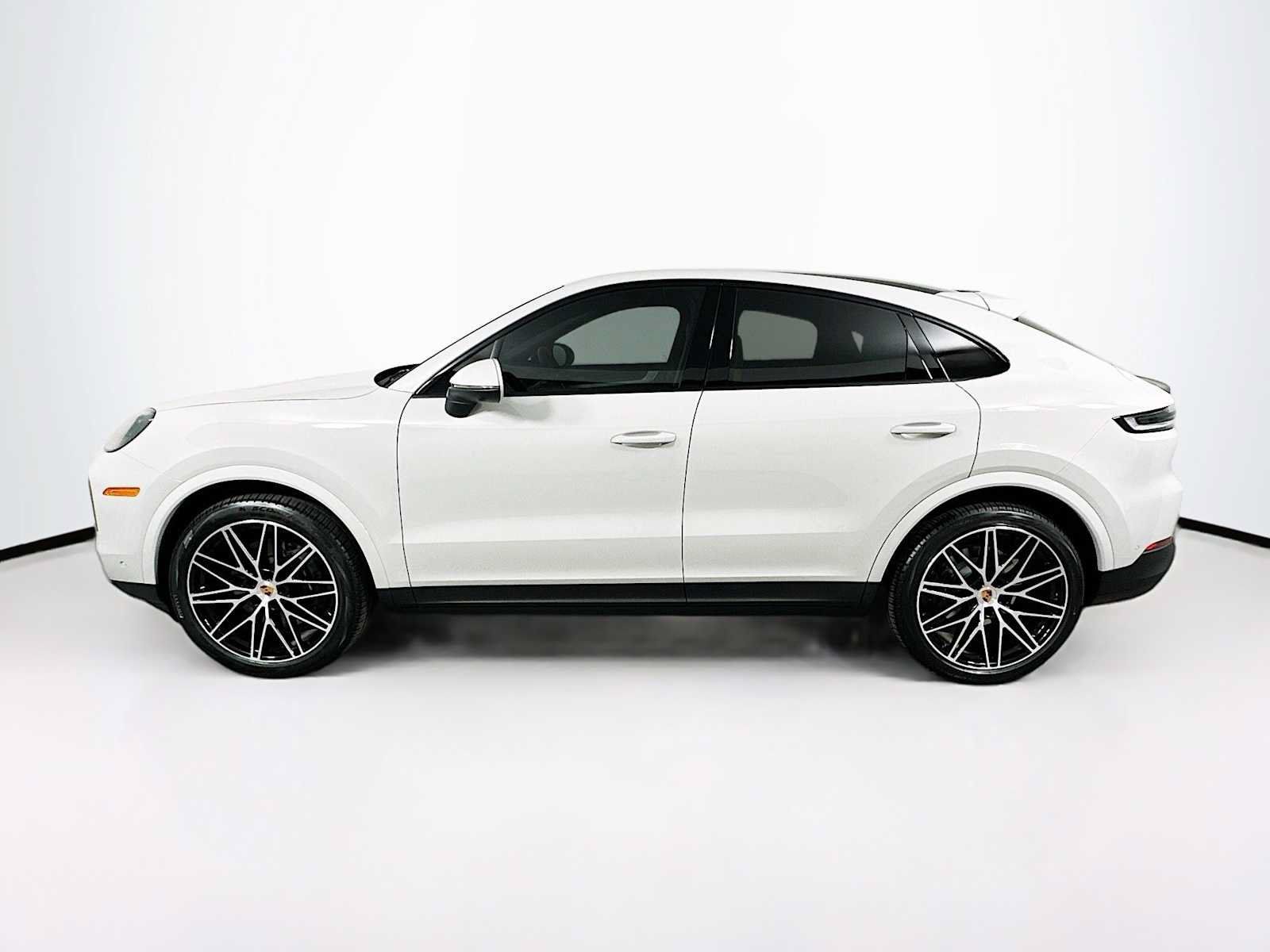 Used 2026 Porsche Cayenne Coupe AWD/4WD image 2
