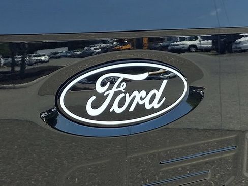 Used 2026 Ford F150 Lariat AWD/4WD image 32