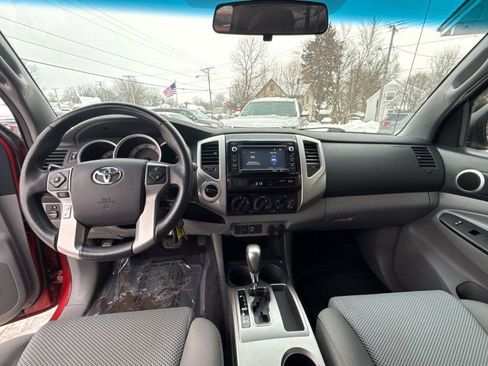 Used 2014 Toyota Tacoma 4x4 Access Cab V6 image 18