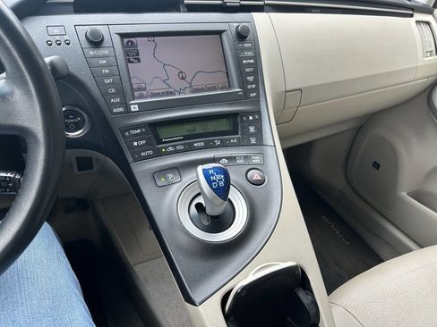 Used 2011 Toyota Prius Four image 26