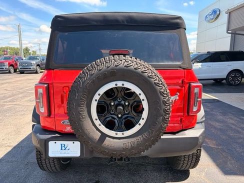 Certified 2022 Ford Bronco Outer Banks w/ Sasquatch Package AWD/4WD image 5