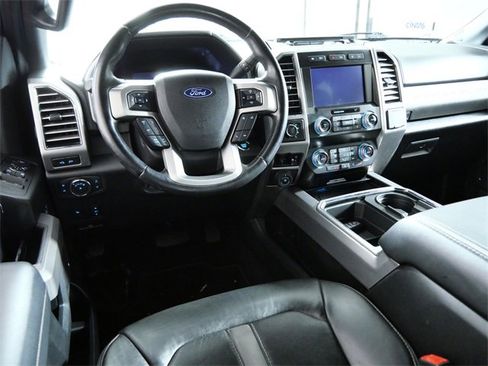 Used 2020 Ford F250 Platinum w/ FX4 Off-Road Package image 4