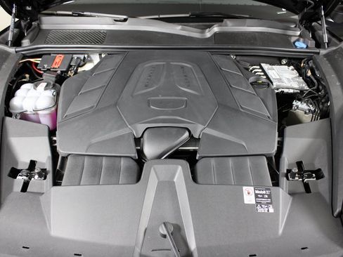 New 2026 Porsche Cayenne Coupe image 39