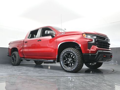 Used 2023 Chevrolet Silverado 1500 LT Trail Boss w/ LT Trail Boss Premium Package image 76