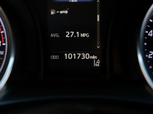 Used 2019 Toyota Camry SE image 21