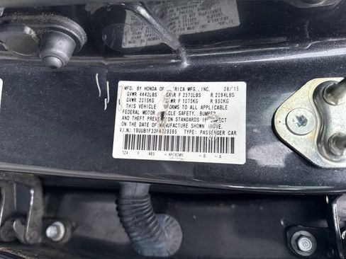 Used 2015 Acura TLX FWD image 16