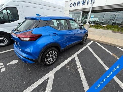 Used 2022 Nissan Kicks SV FWD image 6