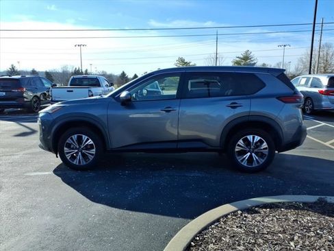 Used 2023 Nissan Rogue SV image 4