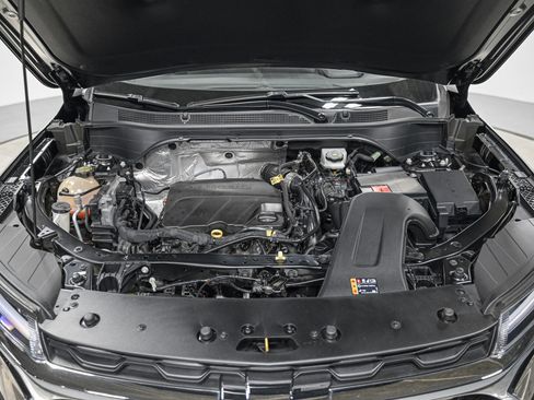 Used 2026 Chevrolet Trax LT w/ LT Convenience Package image 11