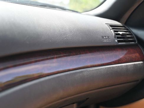 Used 2004 BMW 325Ci Convertible image 19