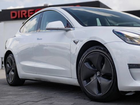 Used 2020 Tesla Model 3 Long Range AWD/4WD image 3