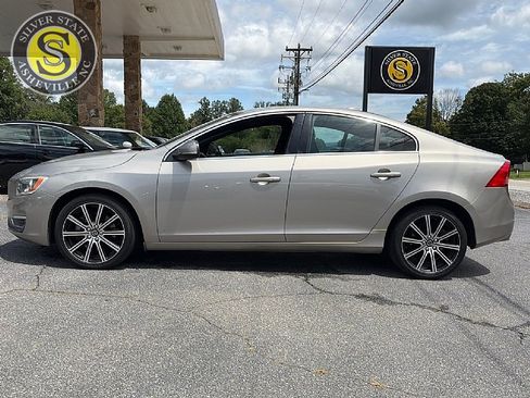Used 2015 Volvo S60 T6 w/ Convenience Package FWD image 3