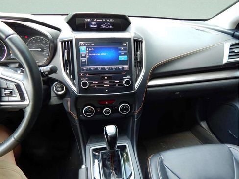 Used 2018 Subaru Crosstrek 2.0i Limited image 27