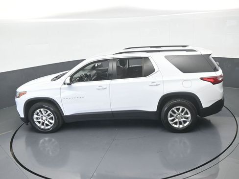 Used 2020 Chevrolet Traverse LT FWD image 50