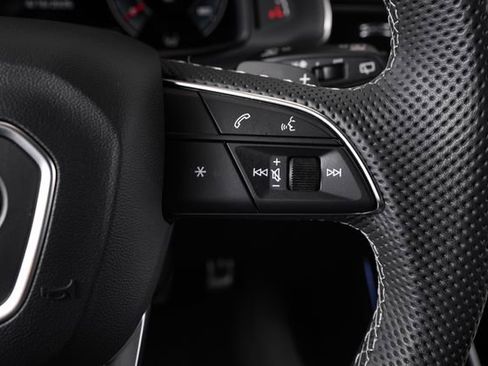 Used 2024 Audi SQ8 Prestige AWD/4WD image 42