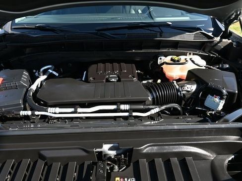 Used 2023 GMC Sierra 1500 Elevation image 15