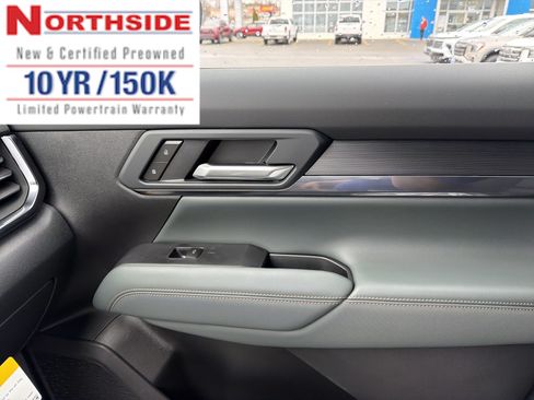 New 2026 GMC Terrain AT4 w/ LPO, Floor Liner Package AWD/4WD image 25