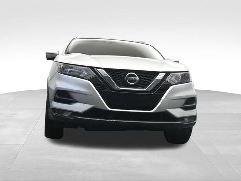 Used 2022 Nissan Rogue Sport SV w/ Technology Package FWD image 17