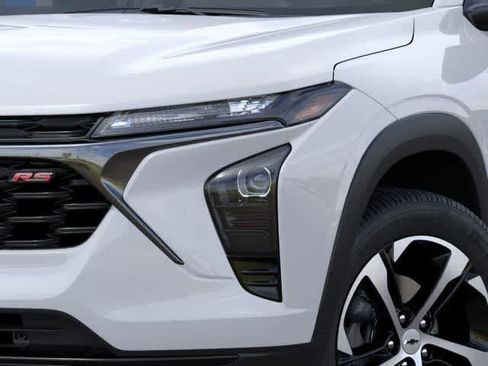 New 2026 Chevrolet Trax RS FWD image 10