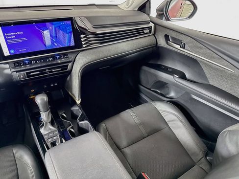 Used 2025 Toyota Camry XLE w/ Premium Package FWD image 25