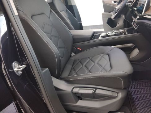 New 2026 Volkswagen Atlas SE image 18