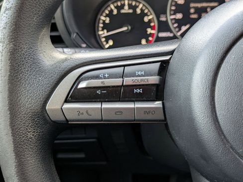 Used 2021 MAZDA MAZDA3 s image 14
