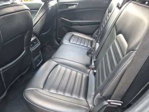 Used 2021 Ford Edge SEL FWD image 23