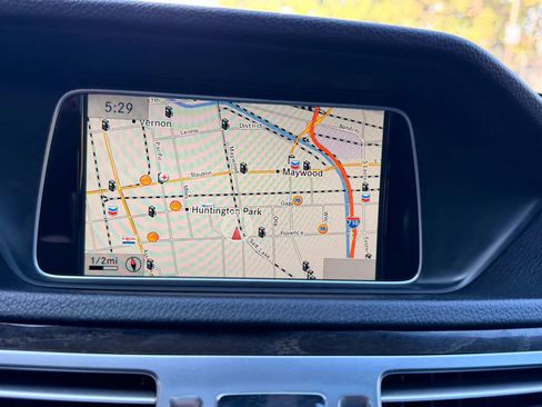 Used 2014 Mercedes-Benz E 350 Sedan image 34