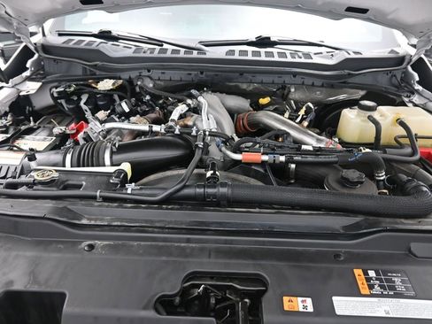Used 2024 Ford F250 Platinum image 21
