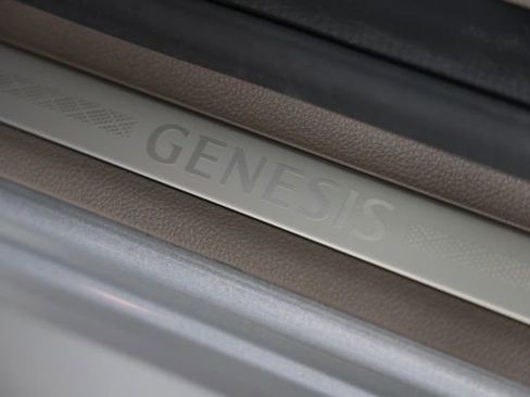 New 2026 Genesis GV70 2.5T Advanced AWD/4WD image 22