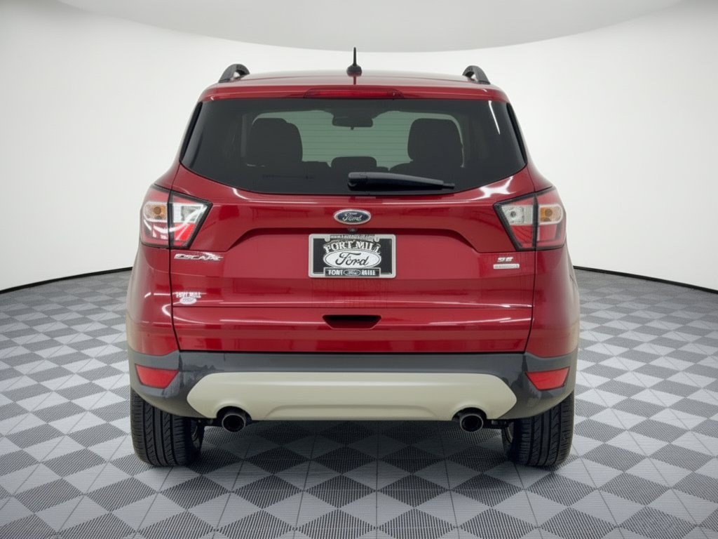 Used 2018 Ford Escape SE FWD image 11