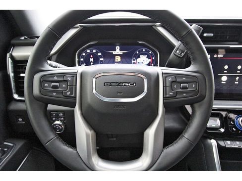 Used 2025 GMC Sierra 2500 Denali w/ Denali Reserve Package image 11