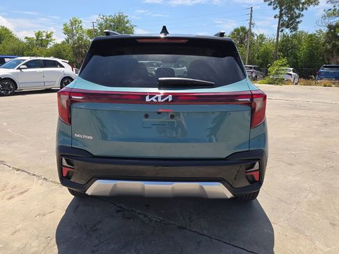 New 2026 Kia Seltos S FWD image 7