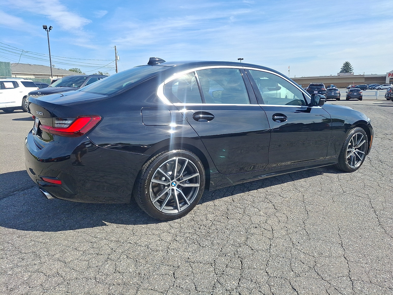 Used 2022 BMW 330i xDrive Sedan w/ Driving Assistance Package AWD/4WD image 6