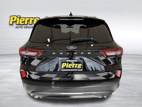 Used 2025 Ford Escape ST-Line Select AWD/4WD image 3