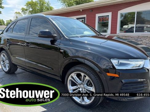 Used 2018 Audi Q3 2.0T Premium w/ Convenience Package AWD/4WD image 1