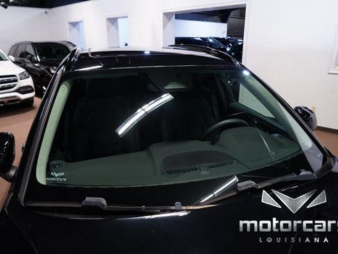 Used 2024 Volvo XC40 B5 Plus w/ Protection Package Premier AWD/4WD image 14
