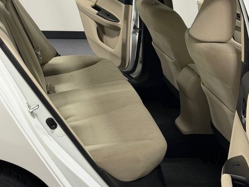 Used 2013 Honda Accord LX image 10