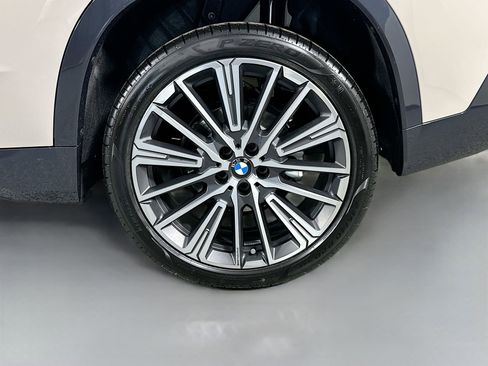 New 2026 BMW X1 xDrive28i w/ Technology Package image 28