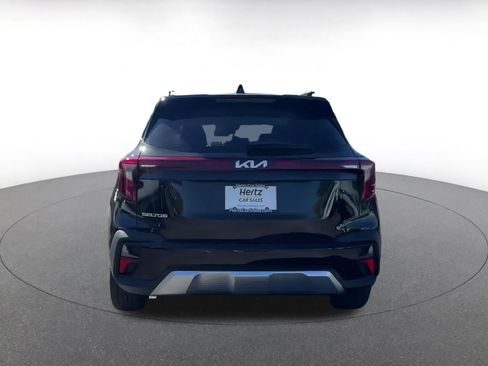 Used 2025 Kia Seltos S image 11