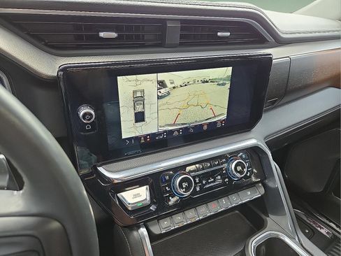 Certified 2024 GMC Sierra 1500 Denali w/ Technology Package AWD/4WD image 8