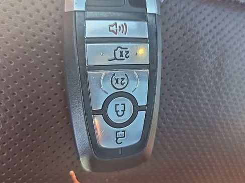 Used 2023 Ford Expedition Limited AWD/4WD image 44