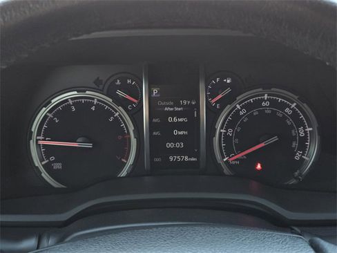 Used 2021 Toyota 4Runner Venture w/ Moonroof Package image 30