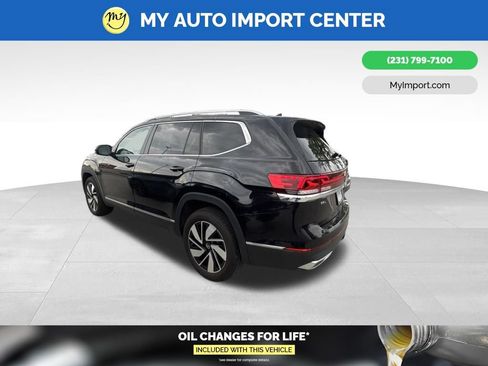 Used 2025 Volkswagen Atlas SEL AWD/4WD image 3