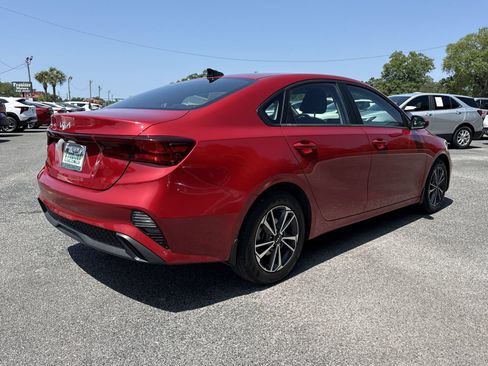 Used 2024 Kia Forte LXS FWD image 5