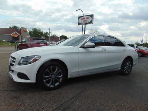 Used 2016 Mercedes-Benz C 300 4MATIC Sedan image 7