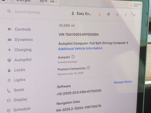 Used 2024 Tesla Model Y Long Range image 11